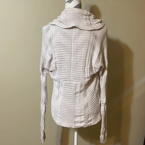 Tan Banana Republic Cardigan - Picture 5 of 6
